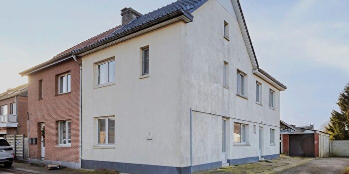 Maison 4 pièces à Paul Habetslaan, Genk, à vendre