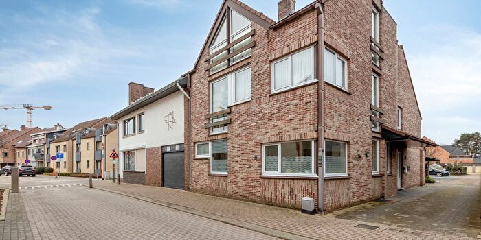 Appartement 5 pièces à Stift A, Bree, à vendre