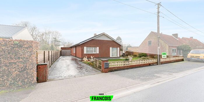 Moubekestraat, Aartrijke : Maison 3 pièces à vendre