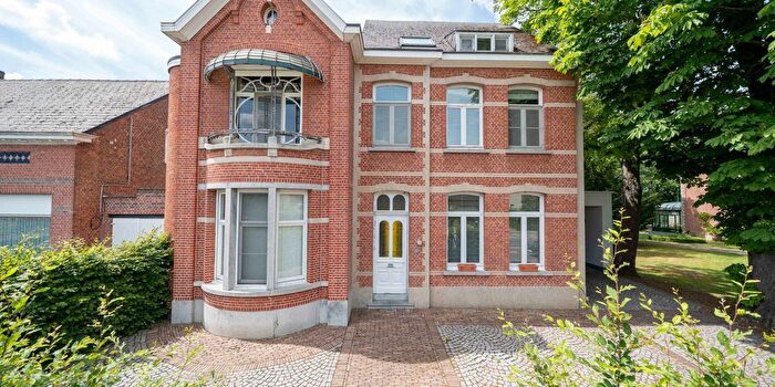 Maison 6 pièces à Leopoldlei, HeistopdenBerg, à vendre