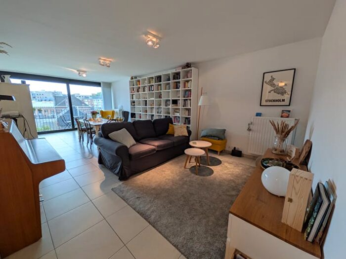 Place Paul Heupgen, Mons : Appartement 2 pièces à vendre