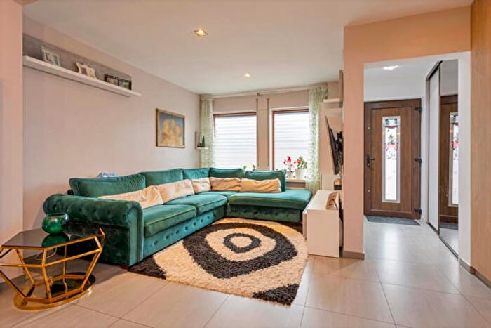 Hannuitsesteenweg, Tienen : Maison 3 pièces à vendre
