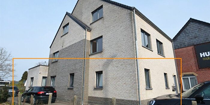 Bieststraat, Zolder : Appartement 4 pièces à vendre
