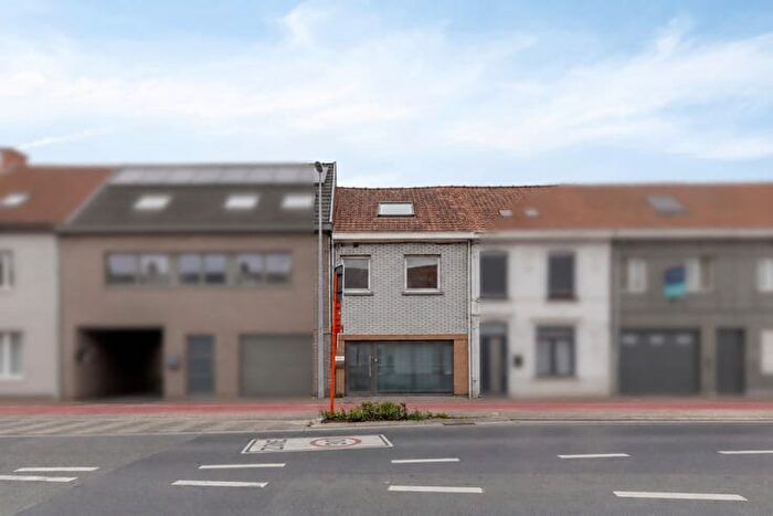 Brugsesteenweg, Roeselare : Maison 8 pièces à vendre