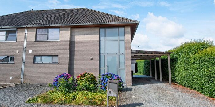 Maison 3 pièces à Apolloniastraat, Oeselgem, à vendre