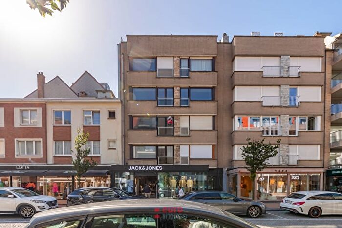 Appartement 10 pièces à Albert I laan A, Nieuwpoort, à louer