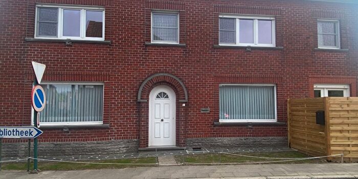 Hekkenstraat, Wakken : Maison 3 pièces à louer