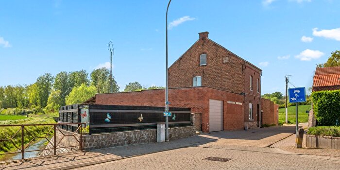 Maison 4 pièces à Brouwerij Loriersstraat, Hoegaarden, à vendre