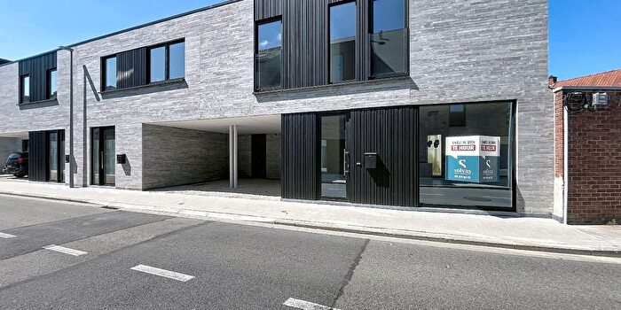 Maison 4 pièces à Gouvernementstraat, Aalter, à louer