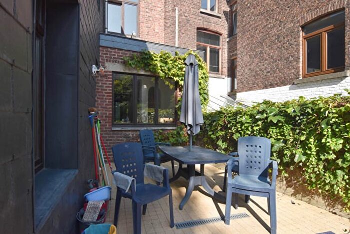 Maison 4 pièces à louer à rue d'Omalius, Liège