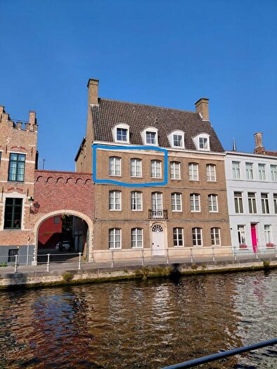 SintAnnarei, Brugge : Appartement 2 pièces à louer