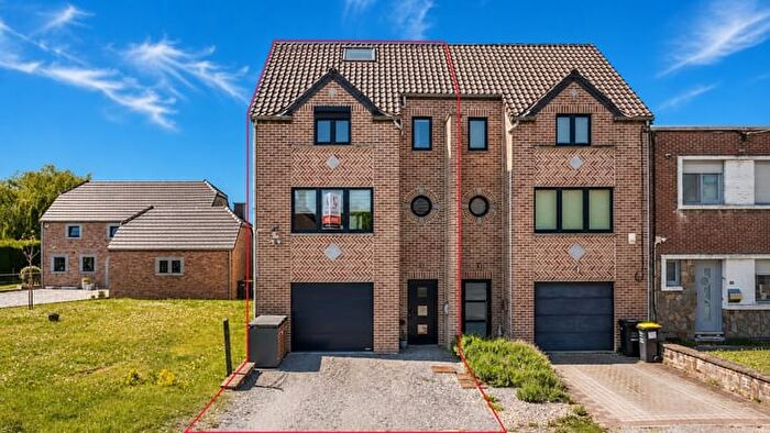 Visé Voie, B - Maison 3 pièces à vendre