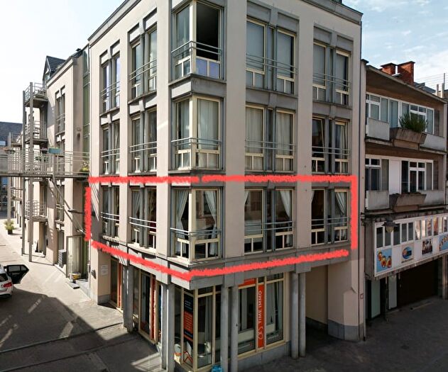 Appartement 7 pièces à vendre à Rue De Nimy, Mons