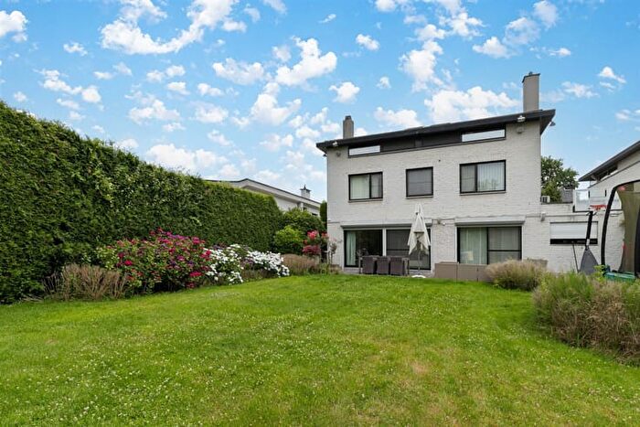 Maison 5 pièces à Jozef de Veusterstraat, EDEGEM, à vendre