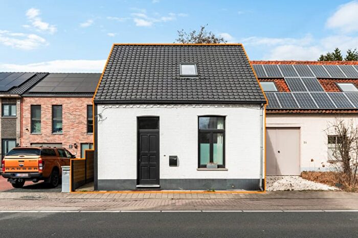 Maison 12 pièces à vendre à Kalmthoutsesteenweg, Kapellen
