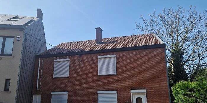 Maison 4 pièces à Rue Arthur Baudhuin, Lambusart, à vendre