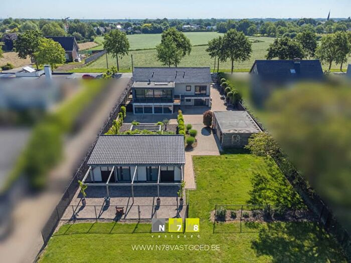Maison 4 pièces à vendre - Venlosesteenweg, Maaseik