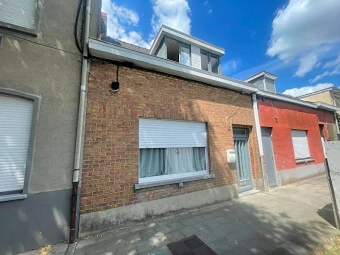 Maison 8 pièces à vendre à Andries Pevernagestraat, Harelbeke