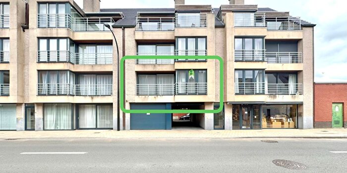 Stationsstraat, Oostrozebeke : Appartement 2 pièces à louer