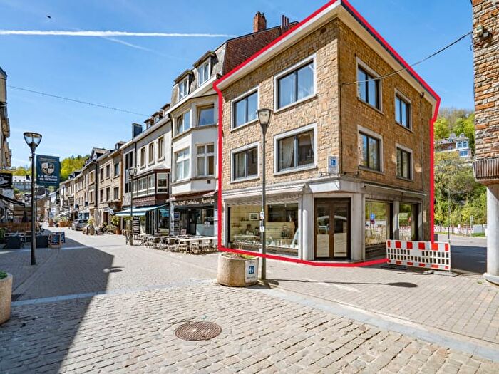 Maison 4 pièces à Rue de l'Eglise, La Roche en Ardenne, à vendre