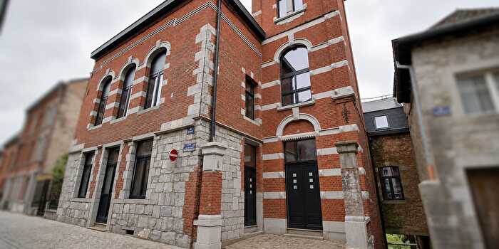 Appartement 12 pièces à vendre à Chimay, Henegouwen