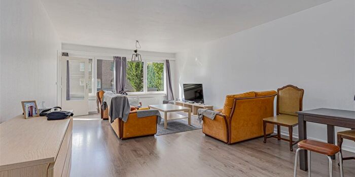 Appartement 2 pièces à vendre - Kardinaal Cardijnlaan, Mortsel