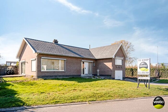 Maison 14 pièces à vendre à Molenstraat, HerkdeStad