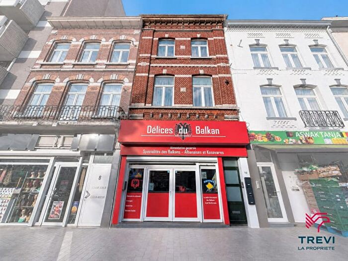 Avenue de Waterloo, CHARLEROI - Maison 3 pièces à vendre