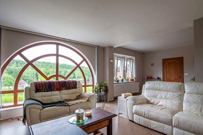 Allée de la Sapinière, Rochefort Jemelle : Maison 4 pièces à vendre