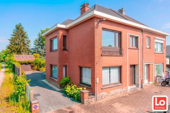 Maison 15 pièces à Goedlevenstraat, Oostakker, à vendre