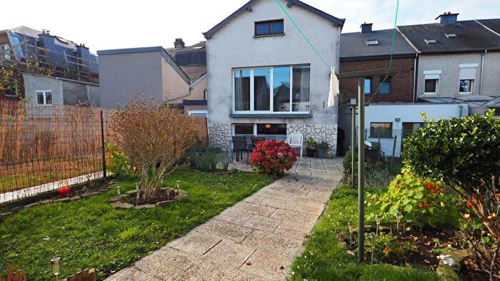 Maison 3 pièces à vendre - rue de la Station, Virton