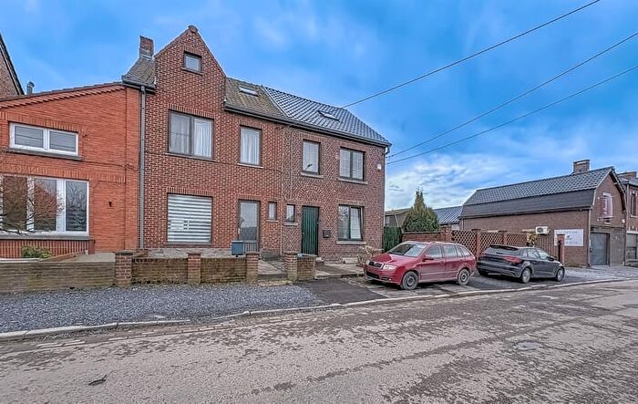 Maison 4 pièces à vendre - rue de namur, LEVALTRAHEGNIES