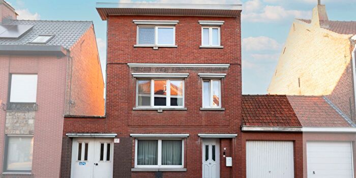 Maison 5 pièces à vendre à Ostenstraat, Menen