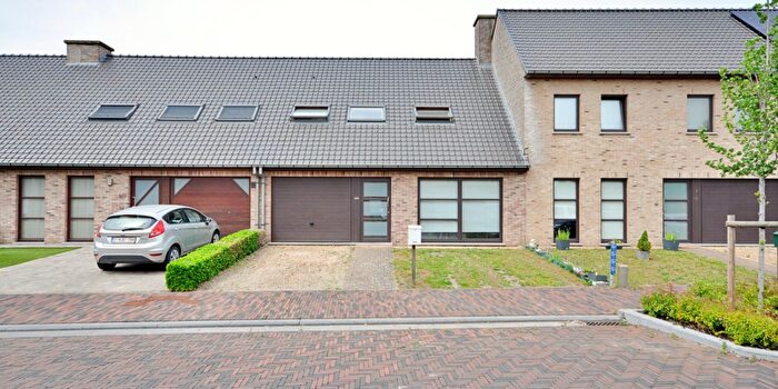 Maison 3 pièces à Berchemstraat, Berchem, à vendre