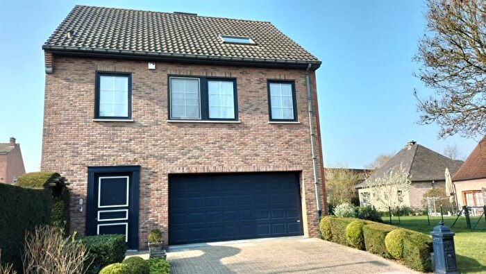 Maison 3 pièces à vendre à Koningin Fabiolalaan, HALLE