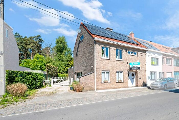 Eigenlostraat, SintNiklaas : Maison 5 pièces à vendre