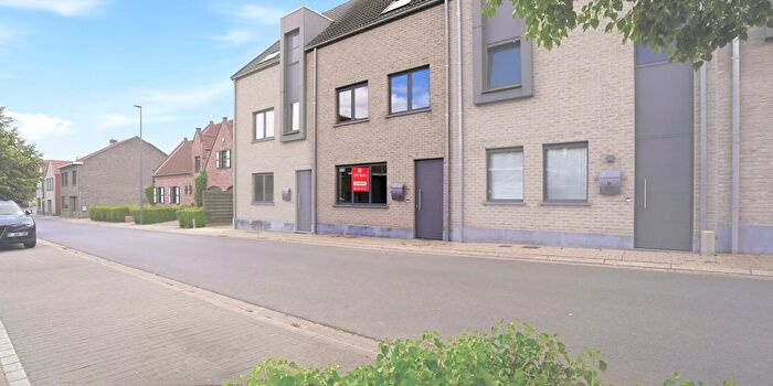 Maison à Karabiniersstraat D, Staden, à vendre