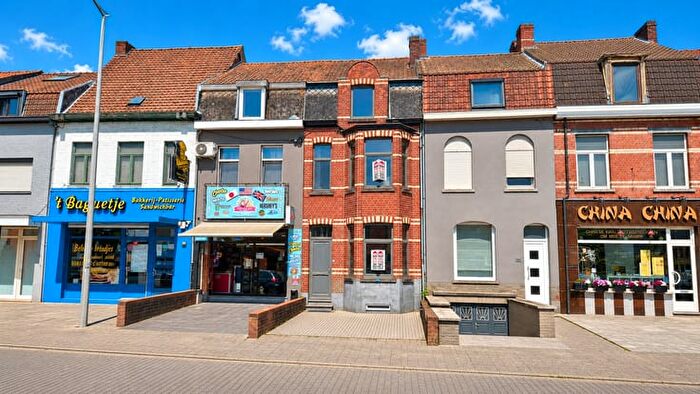 Maison 11 pièces à vendre - Oudenaardsesteenweg, Kortrijk