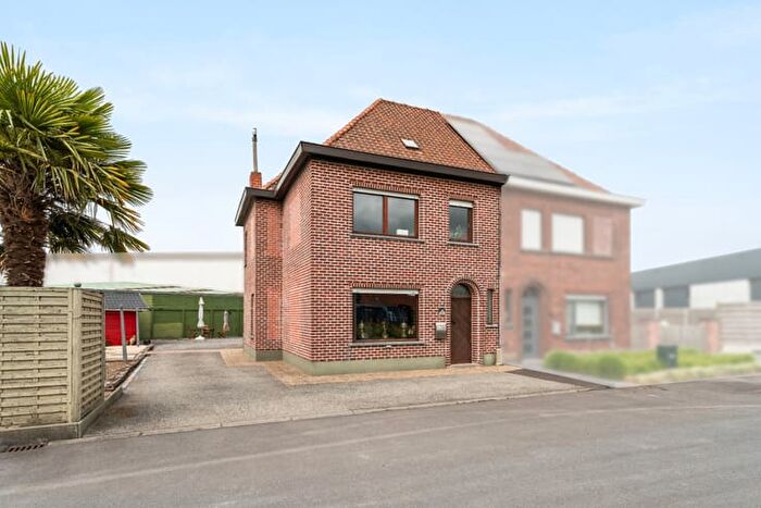 Stationsstraat, Ardooie : Maison 12 pièces à vendre