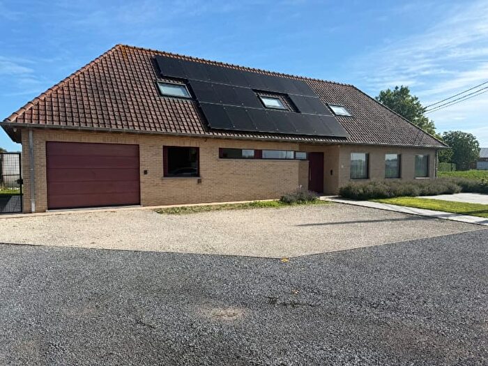 Maison 16 pièces à vendre - Zuidstraat, Ingelmunster