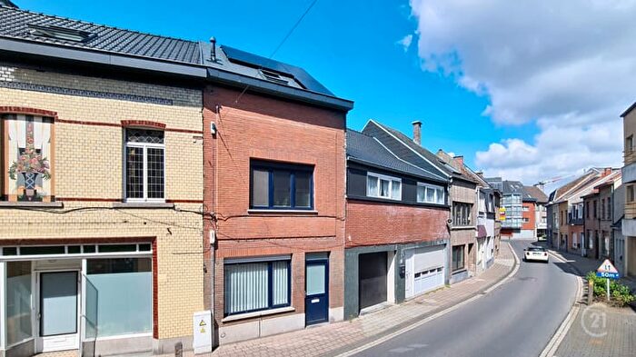 Maison 2 pièces à louer à Burchtdam, Ninove