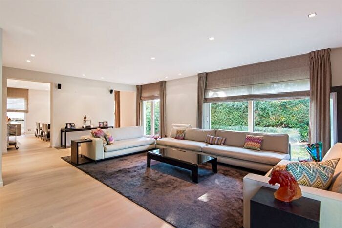 Maison 5 pièces à Sorbenlaan, WILRIJK, à vendre