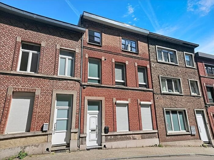 Maison 3 pièces à Rue Defrance, Liège, à vendre