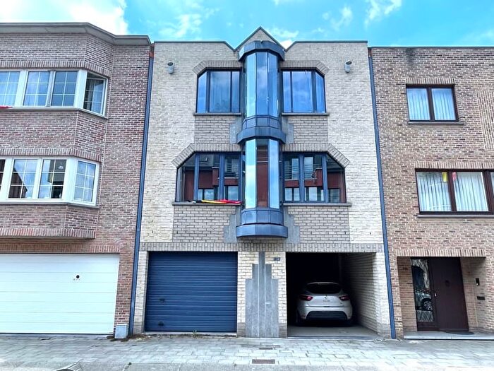 Appartement 10 pièces à louer à Nijverheidsstraat, b