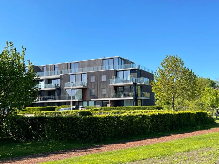 Appartement 4 pièces à vendre à Krinkelstraat, Oostrozebeke