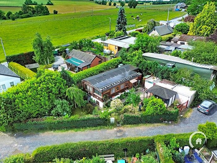 Maison 2 pièces à vendre - Rue de la Lisière, Hastière