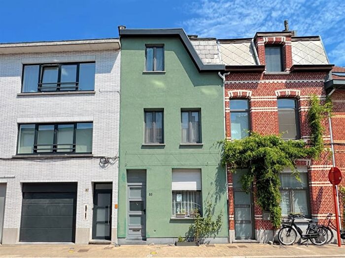 Maison 4 pièces à Wegvoeringsstraat, SintNiklaas, à vendre