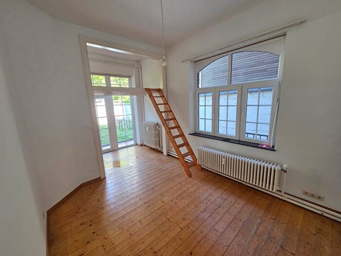 Appartement à louer à Rue De Verviers, Liège