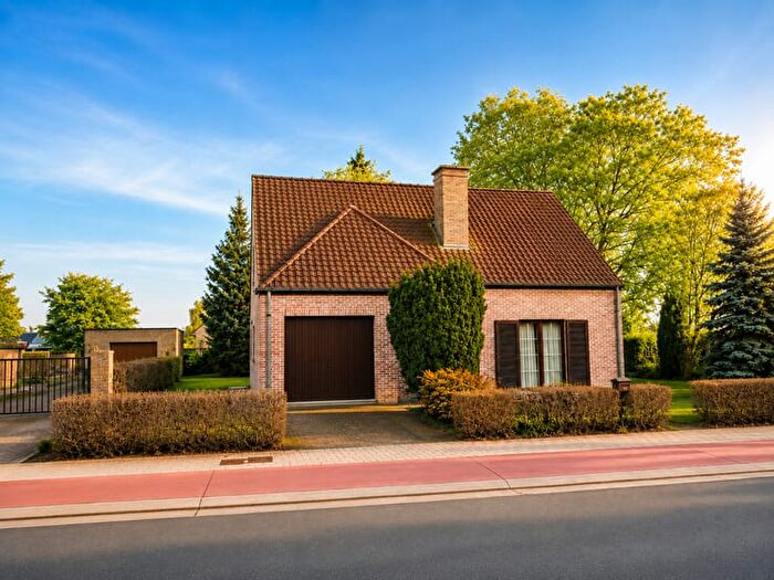 Maison 2 pièces à Veldekensstraat, Zele, à vendre
