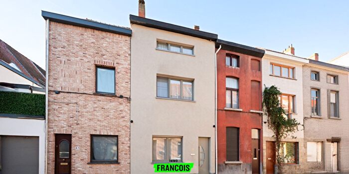Meibloemstraat, Gent : Maison 4 pièces à vendre